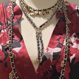 Elegant Gold and Black leather  Chain Necklace